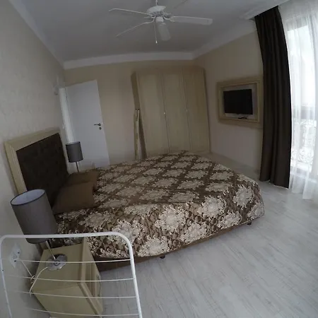 Homely Harmony Studio Apartment *